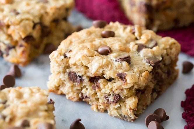 Oatmeal cookie bar square